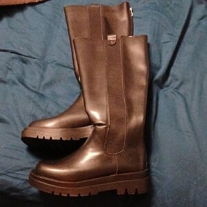 Black Leather Knee-High Boots